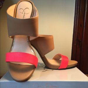 Jessica Simpson - Romy in Coral Reef Size 8.5